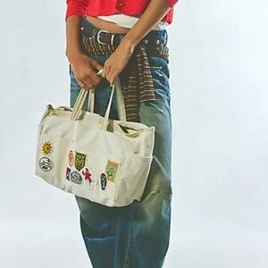 Free people Kiss My Patch Tote - Mineral